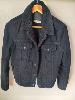 Levi's Women's Black Sherpa-Lined Denim Jacket